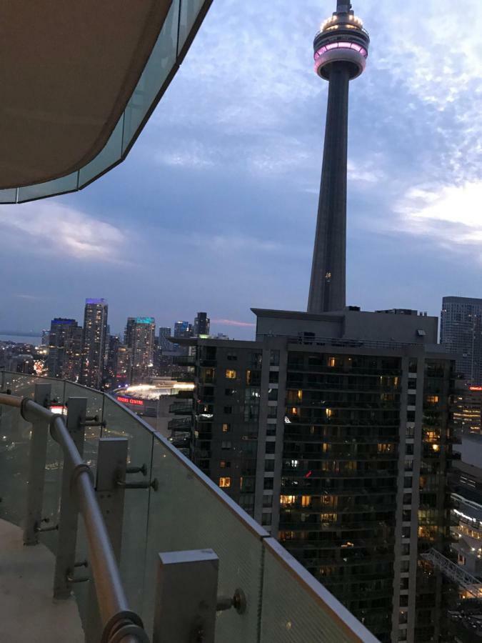 Stylish Condos Toronto Eksteriør bilde